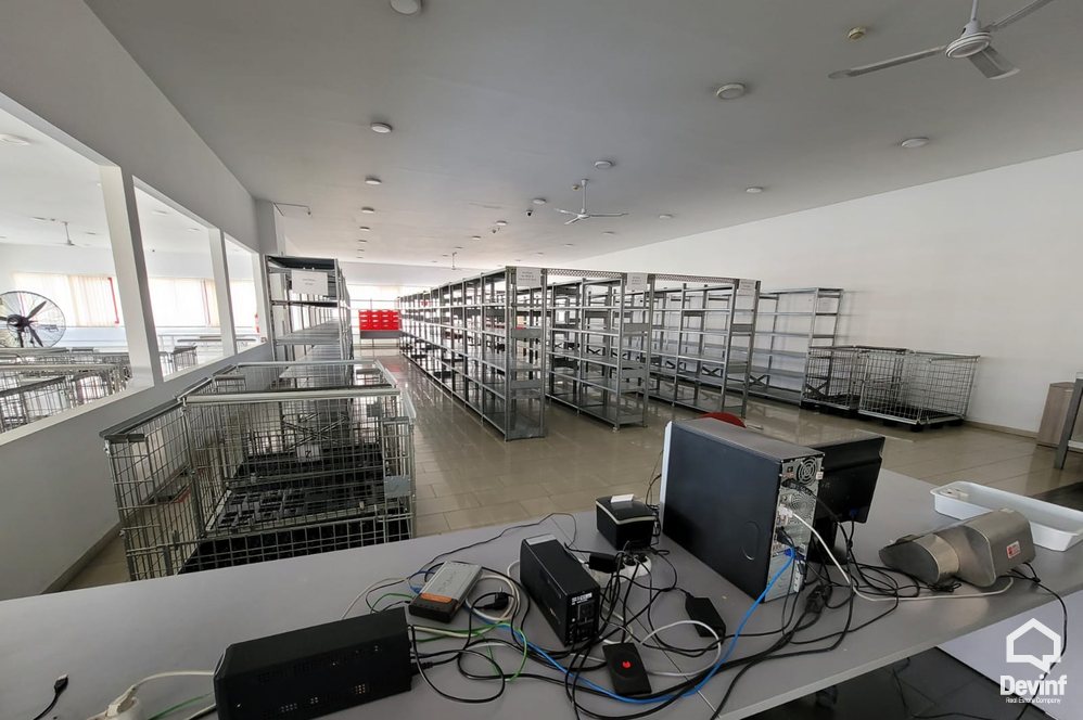 Tirane Qera Magazine  Objekt industrial prodhimi ne Autostraden Tirane-Vore magazine ndertese multifunksionale prodhim