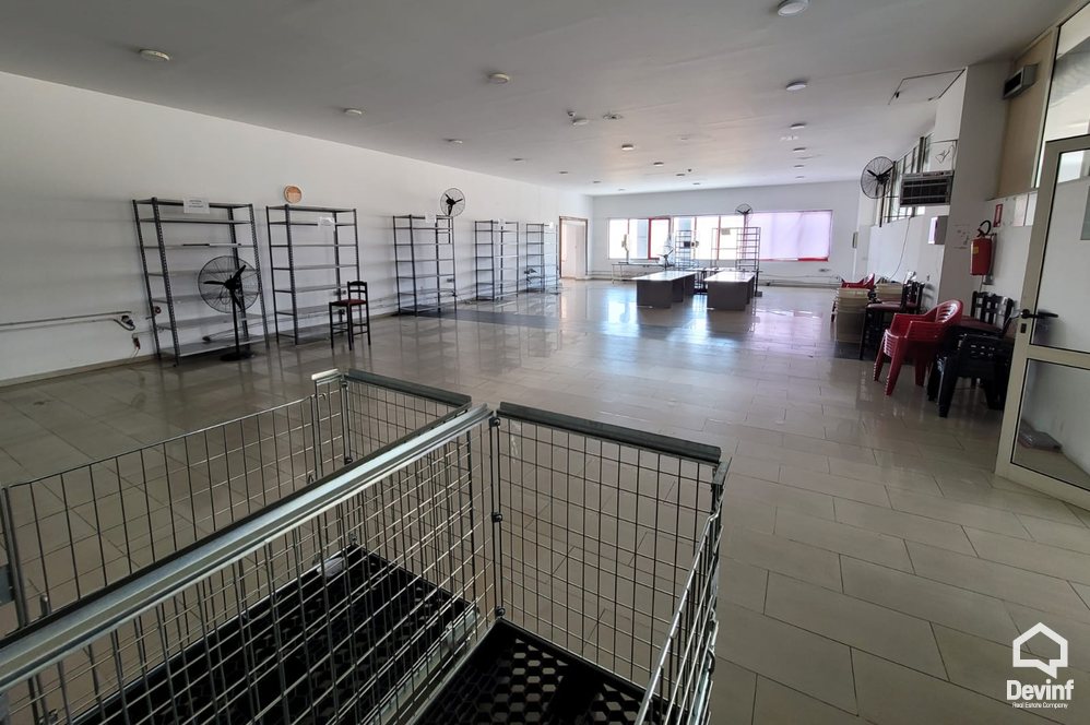 Tirane Qera Magazine  Objekt industrial prodhimi ne Autostraden Tirane-Vore magazine ndertese multifunksionale prodhim