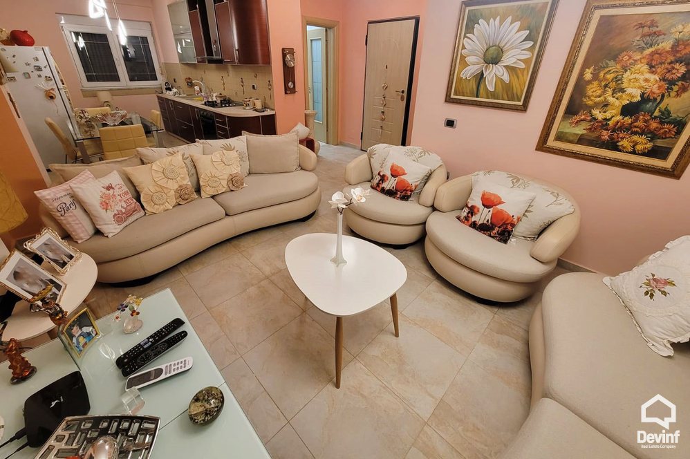Tirane Qera Apartament 1+1 Apartament per qira ne qender te Tiranes apartament