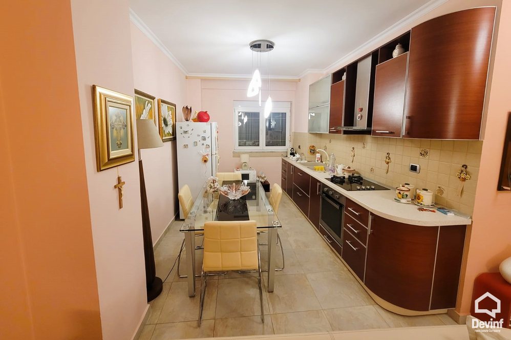 Tirane Qera Apartament 1+1 Apartament per qira ne qender te Tiranes apartament
