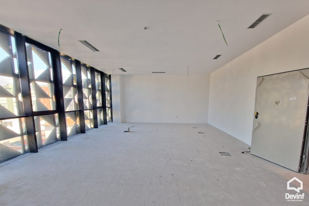 Tirane For Sale Office  Vaso Pasha street, Rainbow Center Office Business Center klinike dentare qender estetike qender masazhi studio ligjore spa