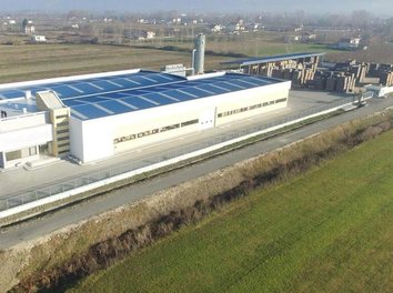 Magazine Qera Objekt industrial per prodhim/magazinim ne Fushe-Kruje