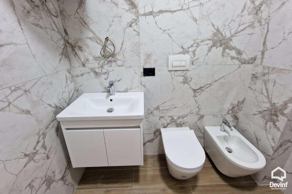 Tirane Shitje Apartament 2+1 Kompleks rezidencial, prane Qendres Tregtare TEG apartament kompleks rezidencial
