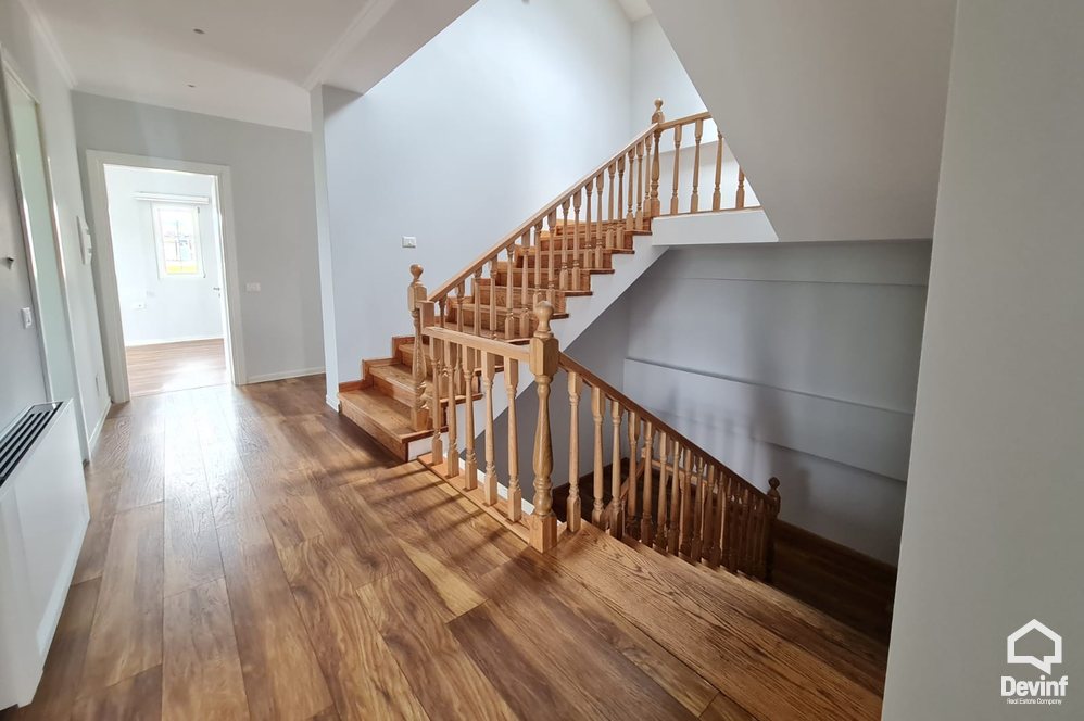 Tirane For Rent Villa Me shume se 4 dhoma Villa in the area of Sauk, Tirana Villa