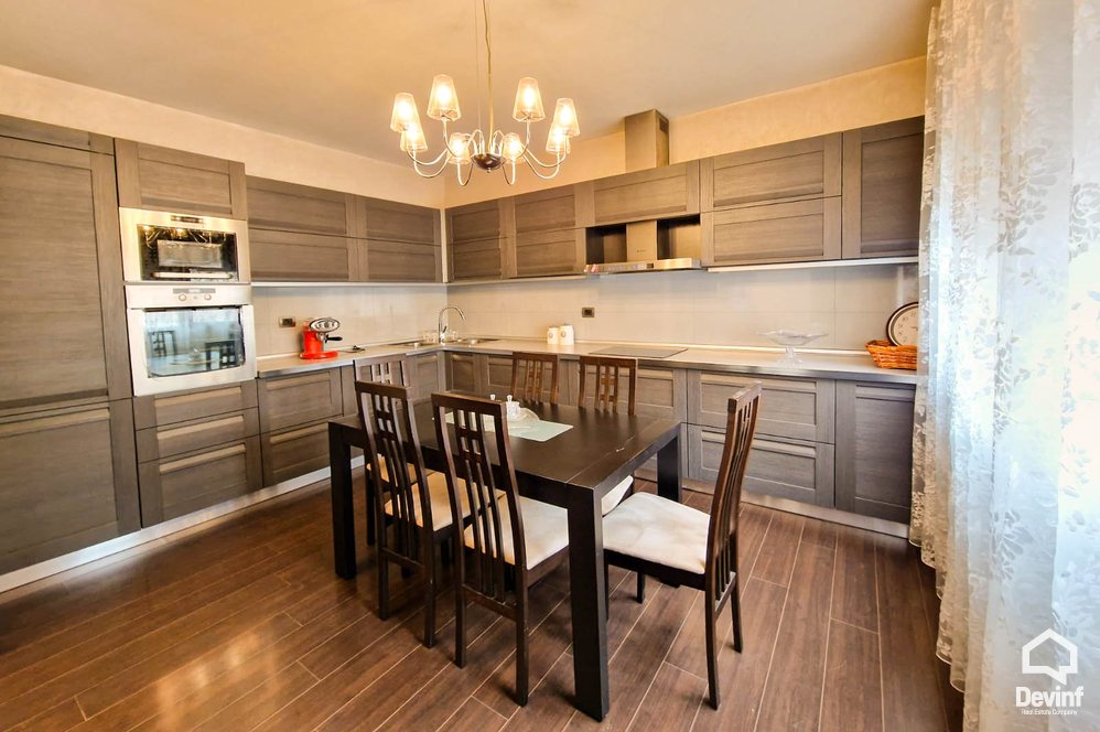Tirane Shitje Apartament 2+1+A Rruga Myslym Shyri apartament