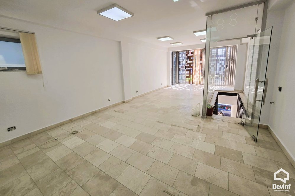 Tirane For Rent Shop  Shop located in Dibra Street Shop Office Shop klinike dentare