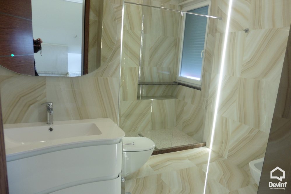 Tirane Qera Apartament 3+1+A Apartament prane Rr. Elbasanit apartament