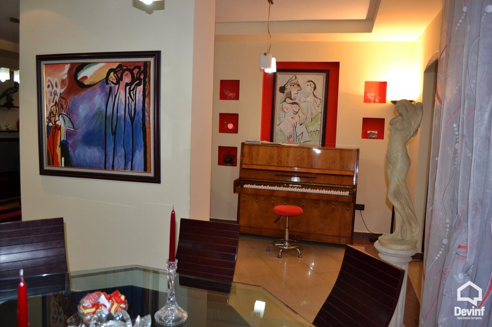 Tirane Qera Apartament 3+1+A Prane ish Ekspozites Shqiperia Sot apartament