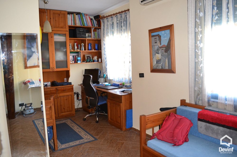 Tirane Qera Apartament 3+1+A Prane ish Ekspozites Shqiperia Sot apartament