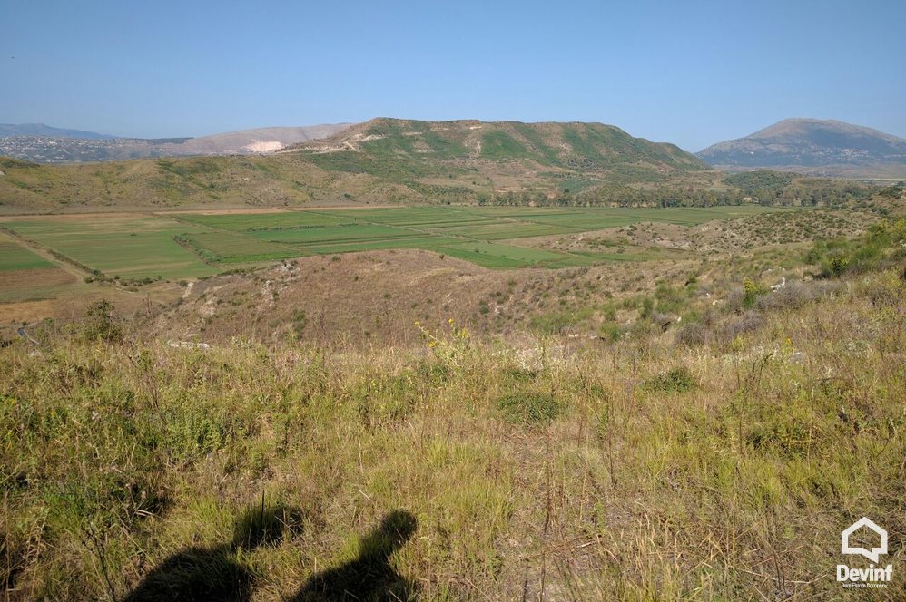 Sarande For Sale Land  The land is positioned in Delvina Country.  Agricultural Land