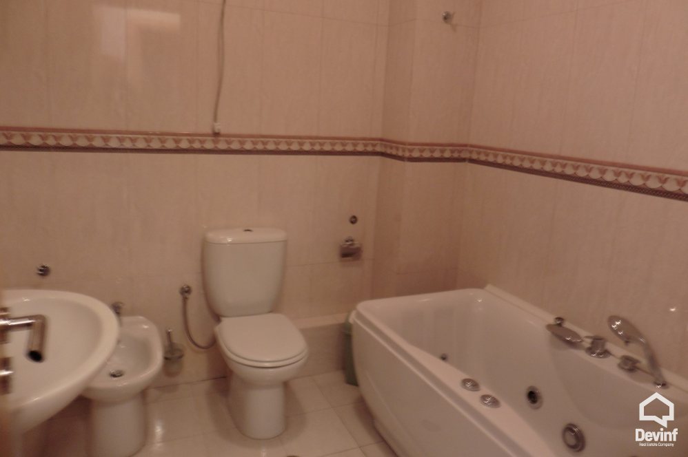 Tirane Qera Apartament 2+1+A Apartament ne Rr. Dibres apartament
