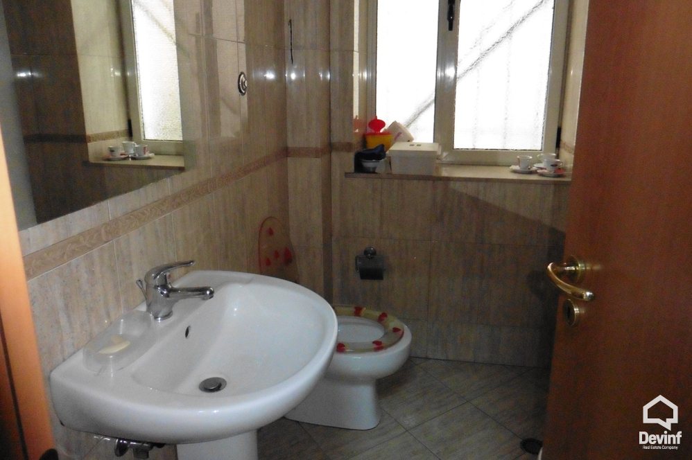 Tirane For Sale Office 1+1+A Durresi Road klinike dentare