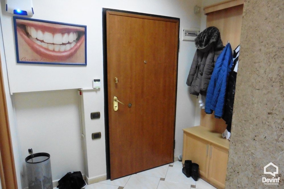 Tirane For Sale Office 1+1+A Durresi Road klinike dentare