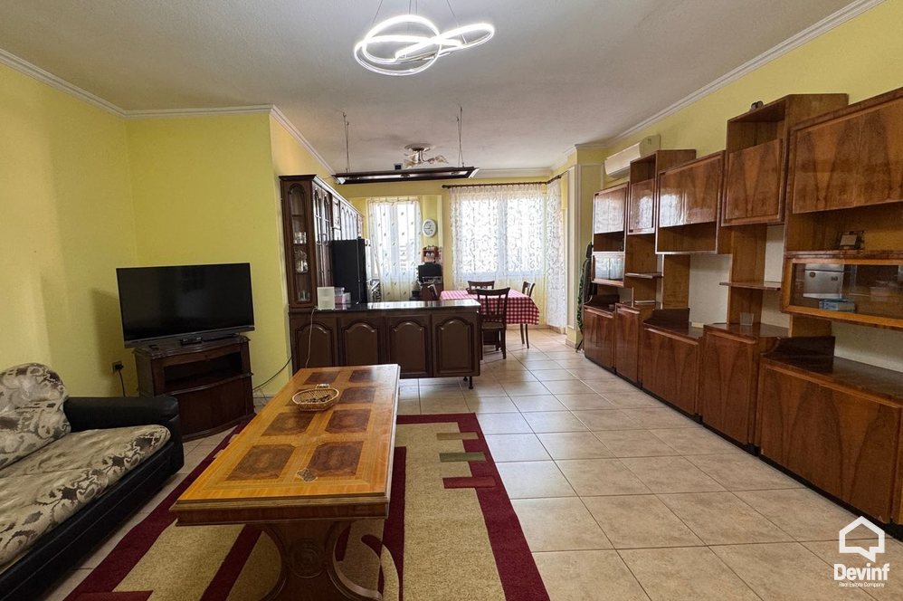 Tirane For Sale Apartment 2+1 Apartment in Str. Hoxha Tahsin Apartment