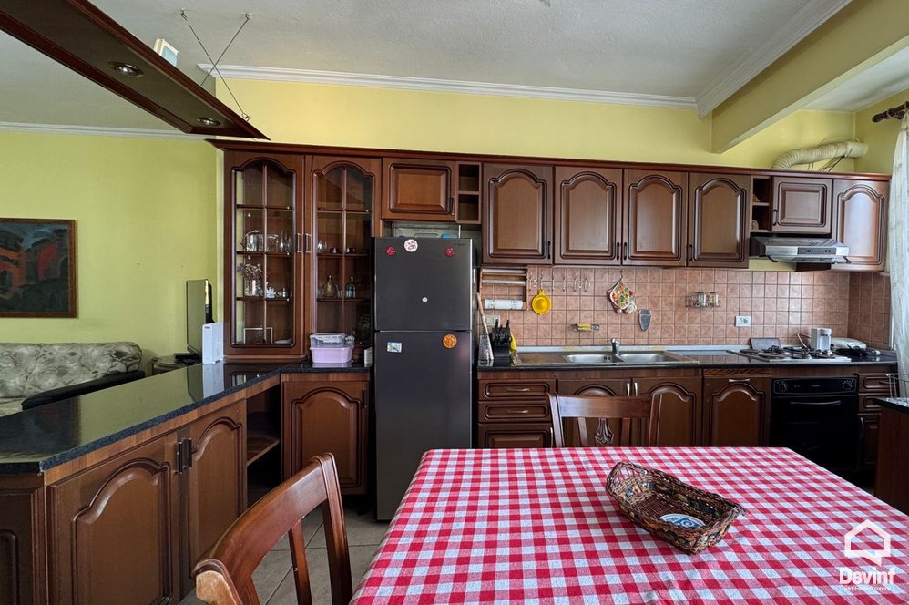 Tirane For Sale Apartment 2+1 Apartment in Str. Hoxha Tahsin Apartment
