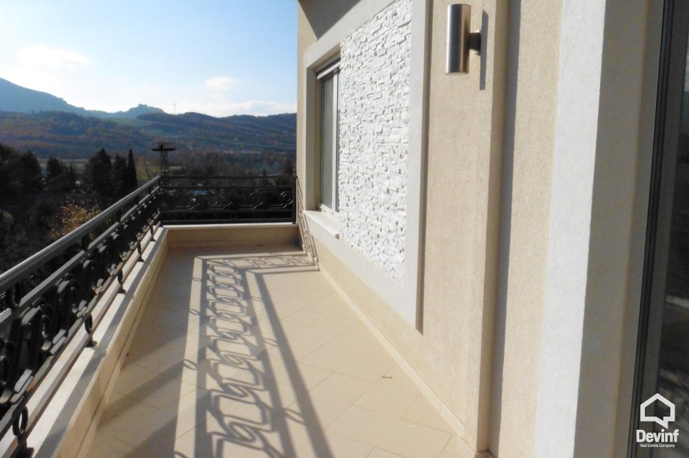 Tirane For Sale Villa Me shume se 4 dhoma Villa near the Tirana East Gate Shopping Mall Residential Complex