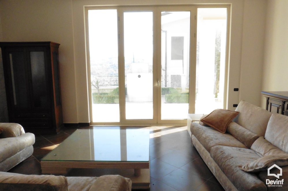 Tirane For Sale Villa Me shume se 4 dhoma Villa near the Tirana East Gate Shopping Mall Residential Complex