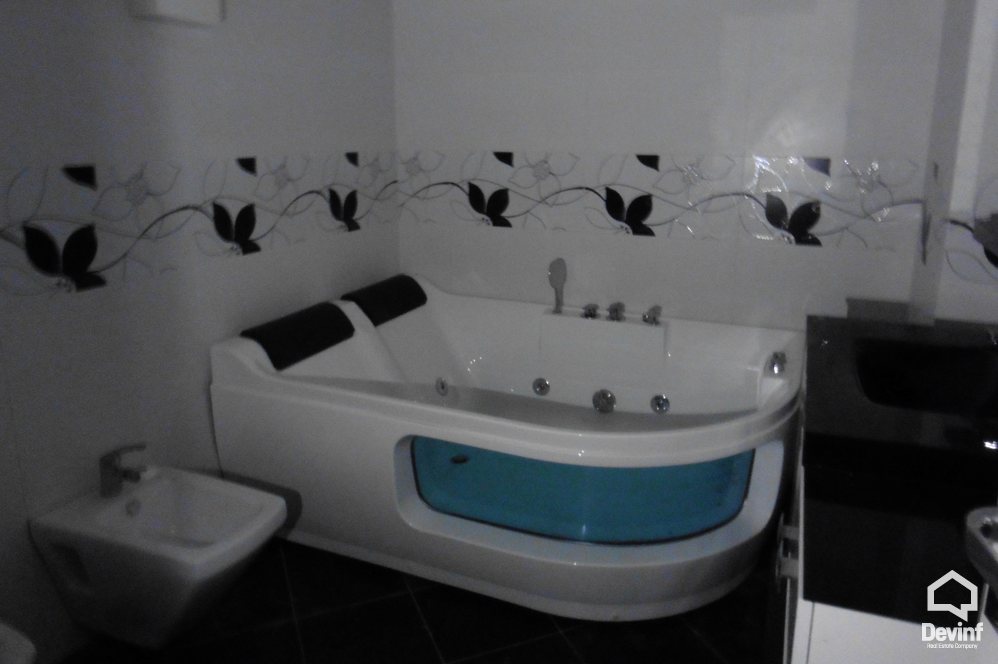 Tirane For Sale Villa Me shume se 4 dhoma Villa near the Tirana East Gate Shopping Mall Residential Complex