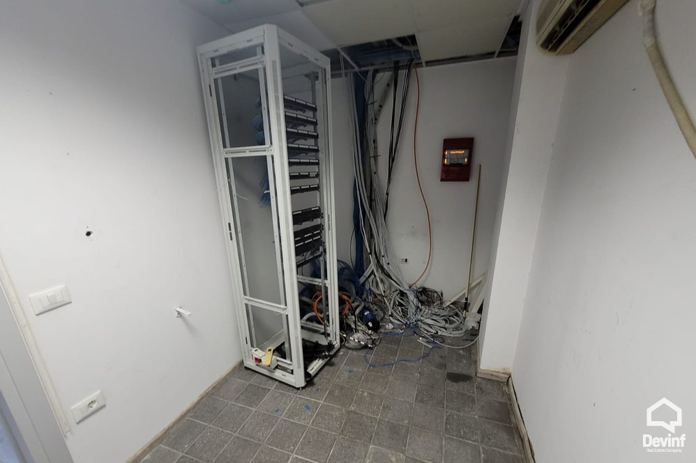 Tirane For Rent Office  Office in a business center located in the center of Tirana  Office Business Center