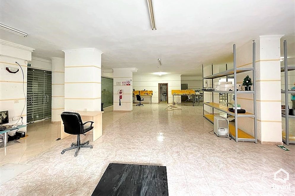 Tirane For Rent Shop  Shop in Komuna e Parisit Street Warehouse Shop palester