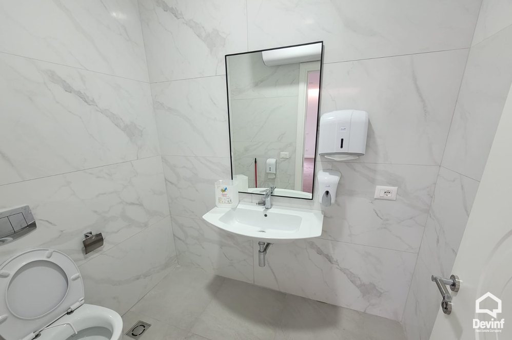 Tirane Qera Zyre  Zyre ne zonen e Radio Televizionit Shqiptar apartament zyre