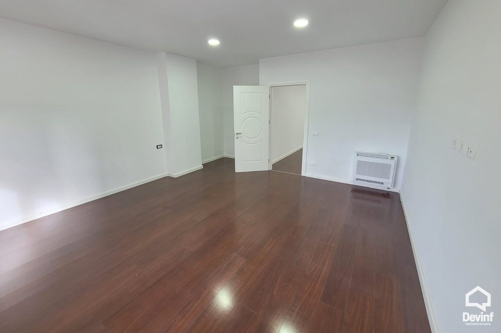 Tirane Qera Zyre  Zyre ne zonen e Radio Televizionit Shqiptar apartament zyre