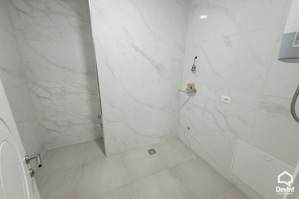 Tirane Qera Zyre  Zyre ne zonen e Radio Televizionit Shqiptar apartament zyre