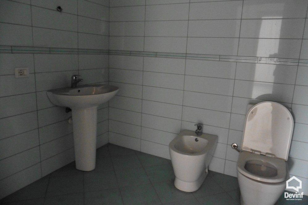 Tirane Shitje Apartament 2+1+A Rruga Xhenfize Keko apartament