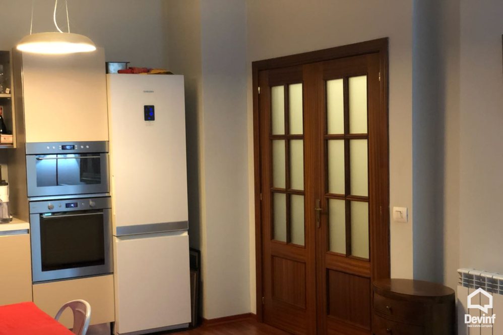 Tirane Shitje Apartament 2+1+A Rruga e Barrikadave, prane Shkolles Sami Frasheri apartament
