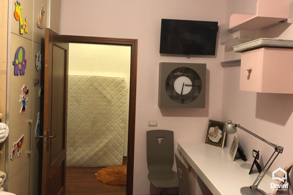 Tirane Shitje Apartament 2+1+A Rruga e Barrikadave, prane Shkolles Sami Frasheri apartament