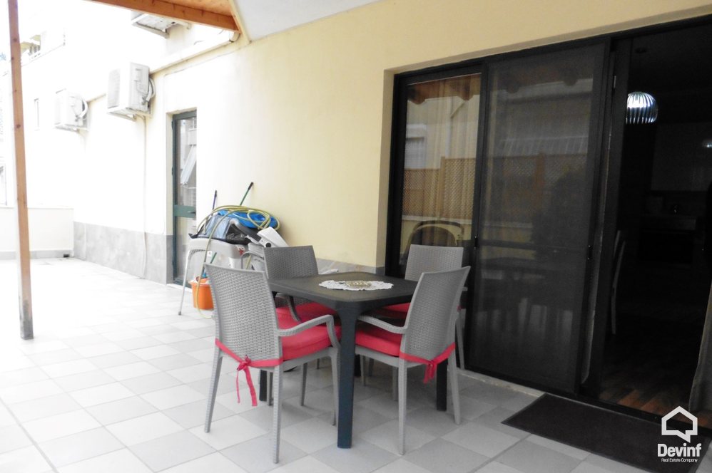 Tirane Shitje Apartament 2+1+A Pallat i ri prane Kopeshtit Zoologjik apartament