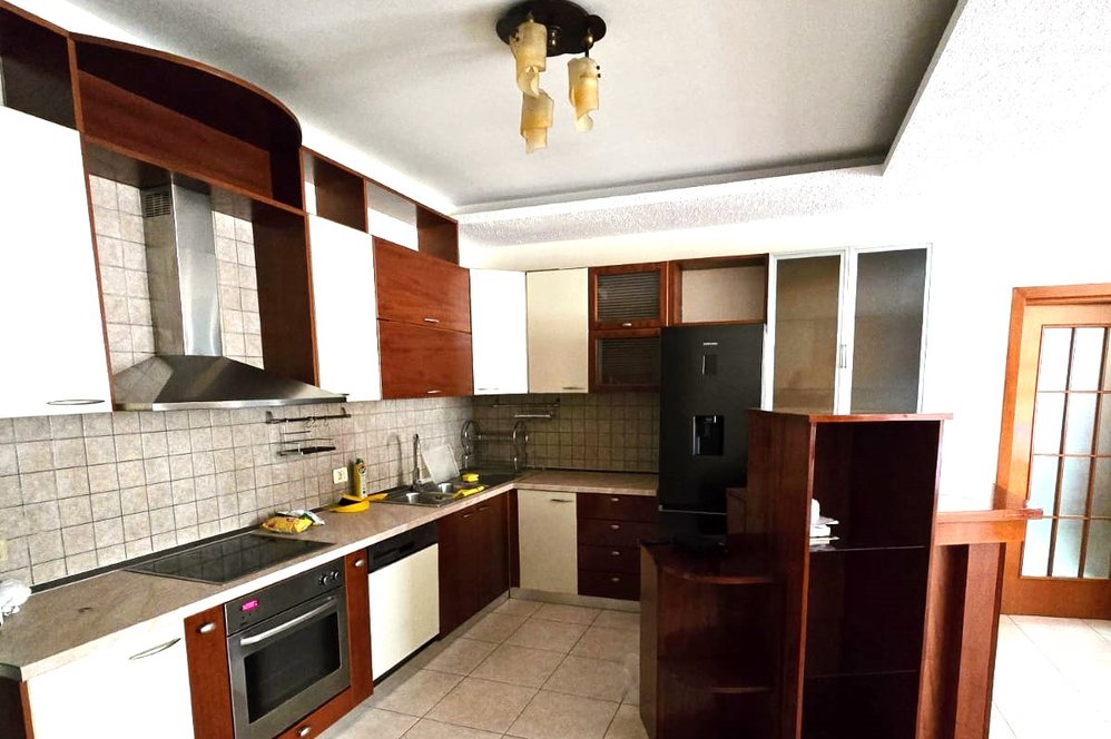 Tirane For Rent Apartment 3+1 Apartment located at Mustafa Qemal Ataturk Square Apartment