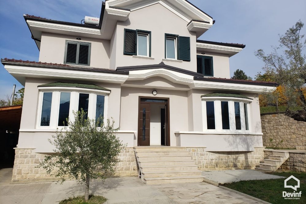 Tirane For Rent Villa 4+1 A villa in pheripheria of Tirana, close to TEG Villa