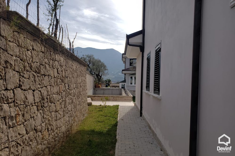 Tirane For Rent Villa 4+1 A villa in pheripheria of Tirana, close to TEG Villa