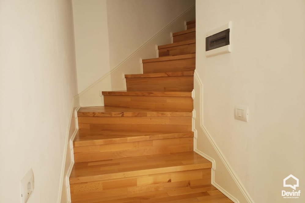 Tirane For Rent Villa 4+1 A villa in pheripheria of Tirana, close to TEG Villa