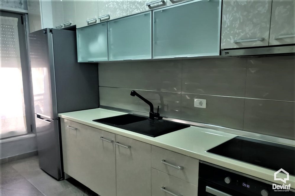 Tirane Qera Apartament 2+1+G Apartament i ri ne Rr. Kavajes  apartament