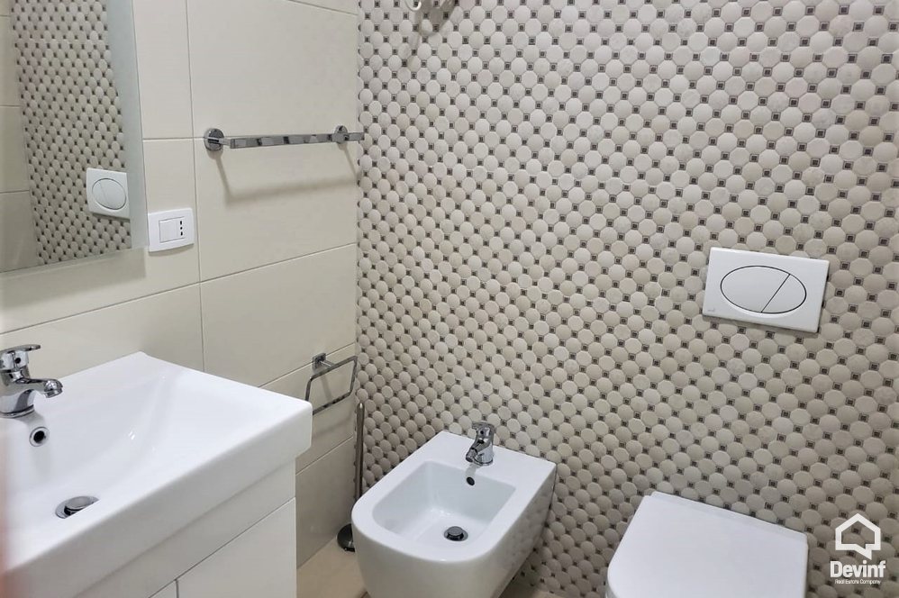 Tirane Qera Apartament 2+1+G Apartament i ri ne Rr. Kavajes  apartament