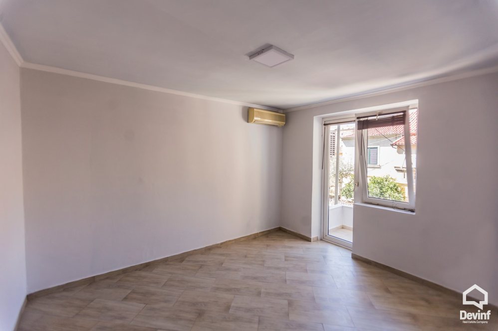 Tirane For Rent Office 2+1+A Myslym Shyri Street Apartment