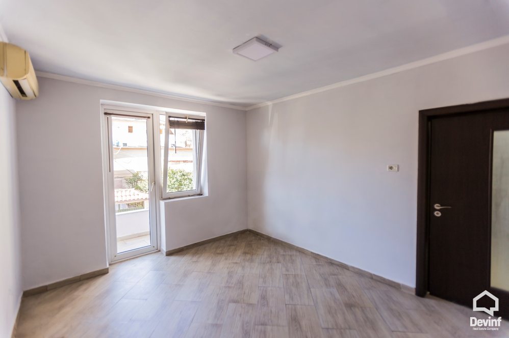 Tirane For Rent Office 2+1+A Myslym Shyri Street Apartment