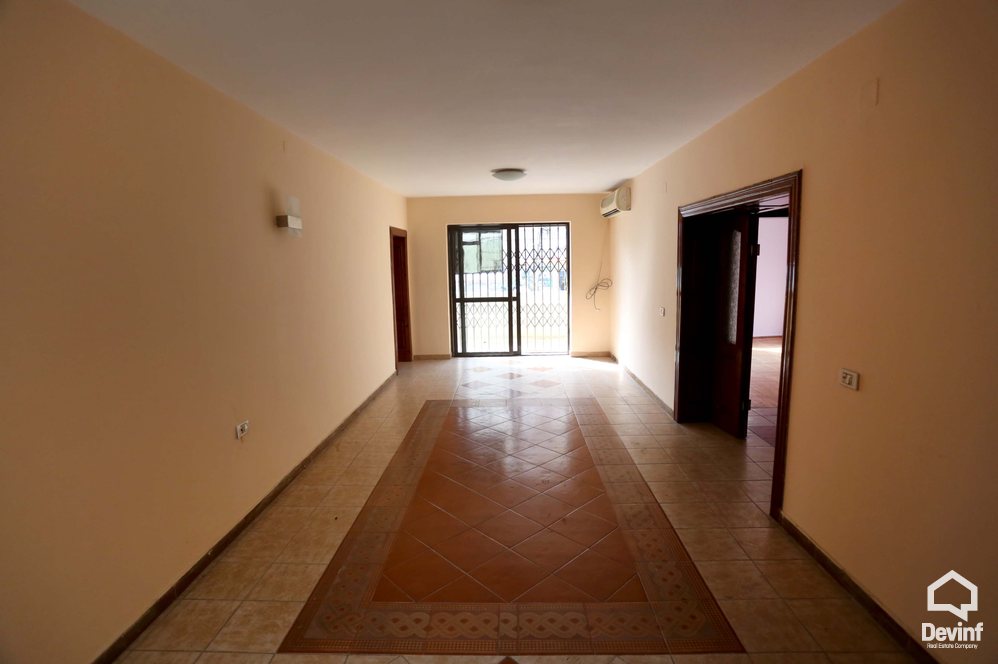Tirane Shitje Zyre 4+1+A Rruga Don Bosko apartament