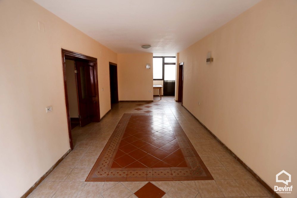 Tirane Shitje Zyre 4+1+A Rruga Don Bosko apartament
