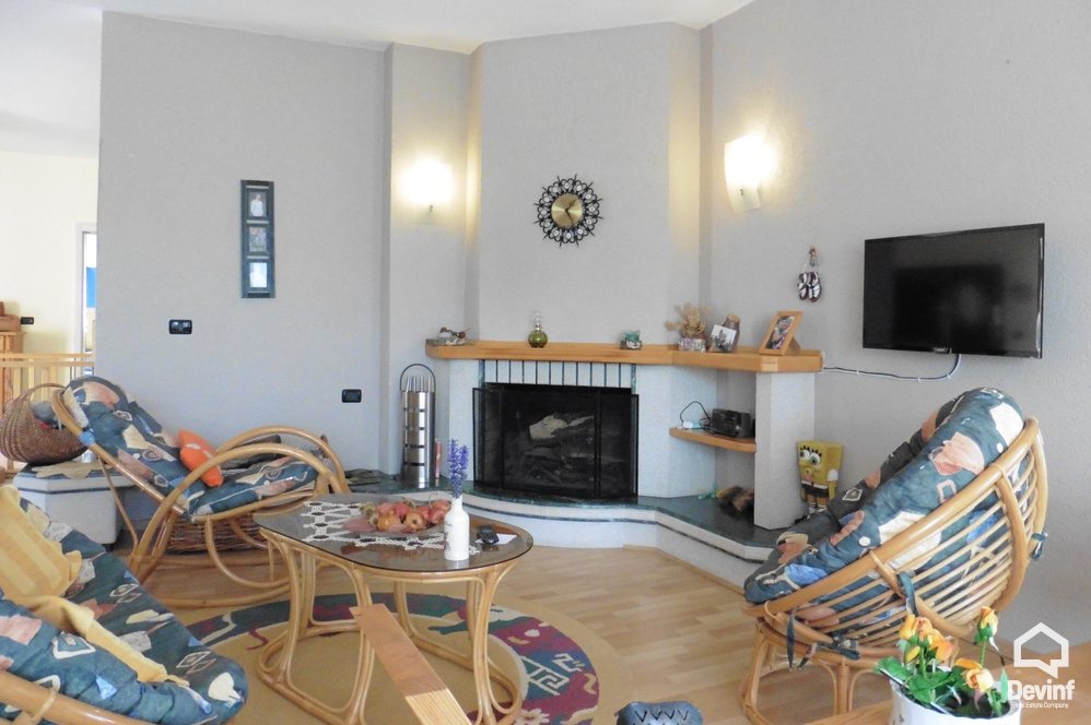 Tirane For Rent Villa Me shume se 4 dhoma The villa is located close to Petrela 