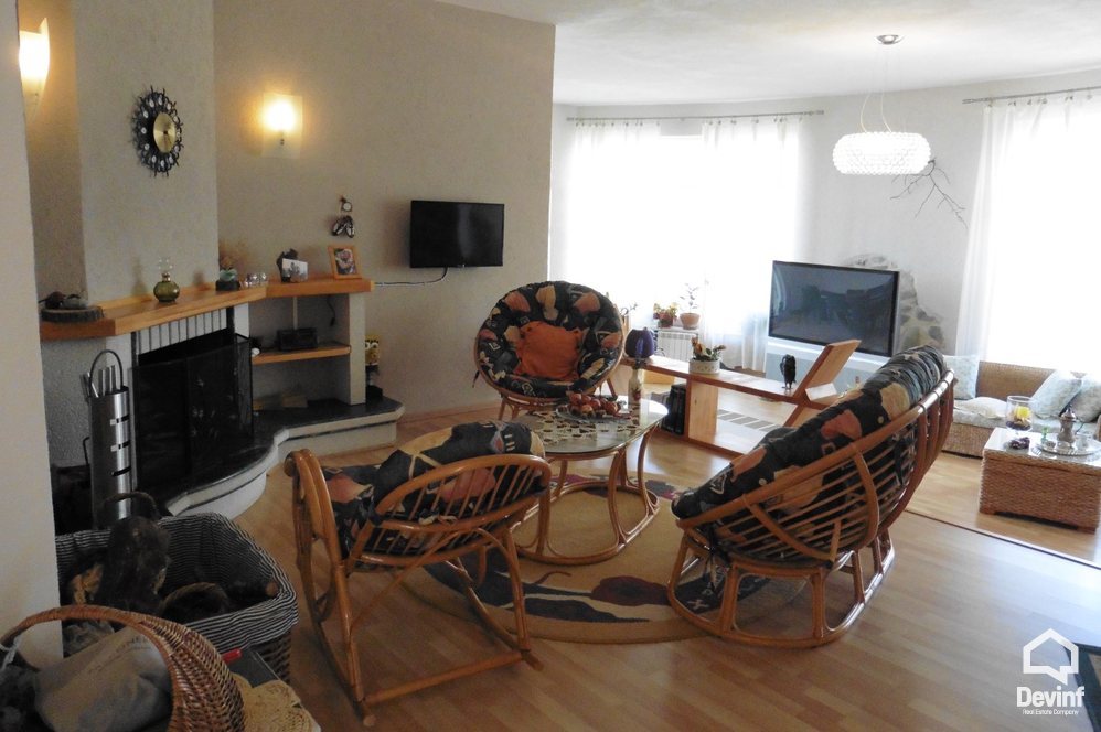 Tirane For Rent Villa Me shume se 4 dhoma The villa is located close to Petrela 