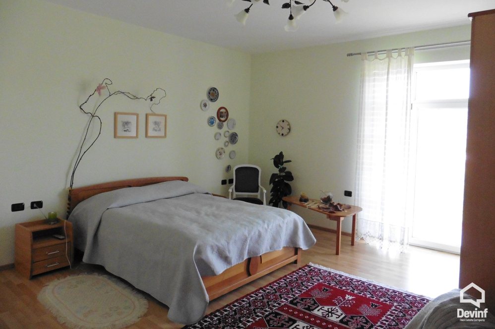 Tirane For Rent Villa Me shume se 4 dhoma The villa is located close to Petrela 