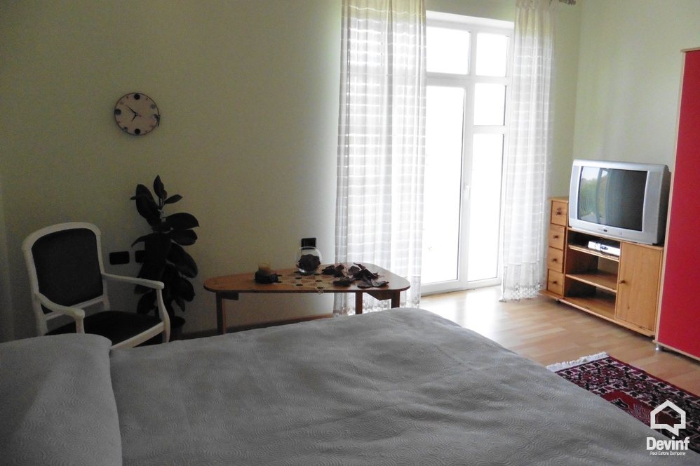 Tirane For Rent Villa Me shume se 4 dhoma The villa is located close to Petrela 