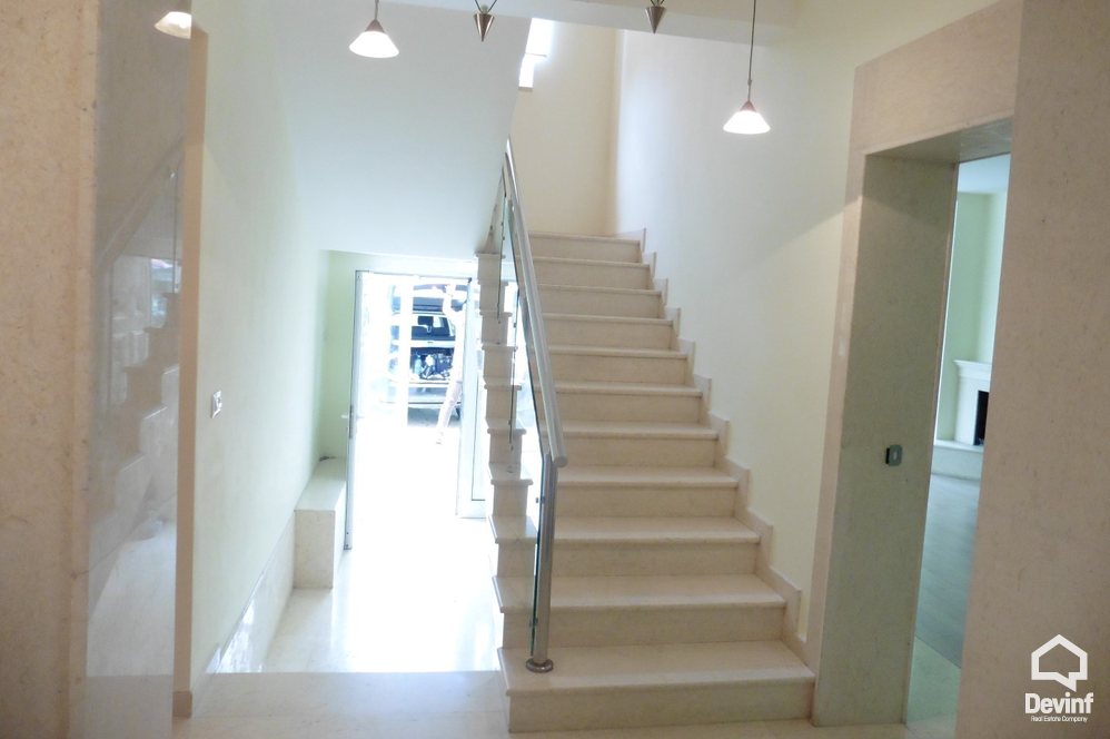 Tirane For Rent Villa 3+1+G Apartment in a house located behind USA Embassy Apartment Villa Floor Villa