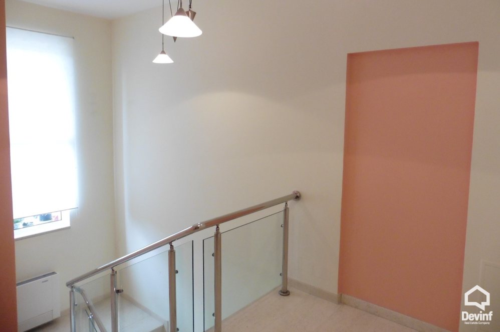 Tirane For Rent Villa 3+1+G Apartment in a house located behind USA Embassy Apartment Villa Floor Villa