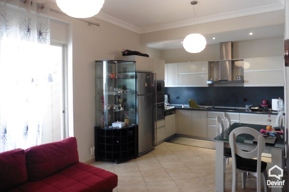 Tirane Shitje Apartament 2+1+A Prane Gjimnazit Petro Nini Luarasi apartament