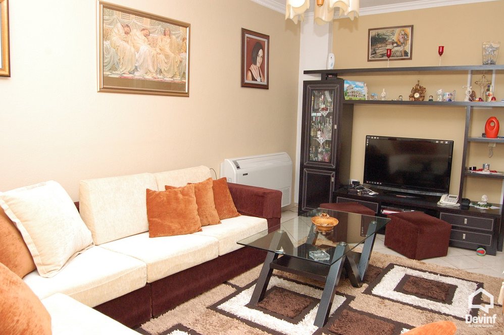 Tirane Shitje Apartament 2+1+A Prane ish Stacionit te fundit te Tiranes se Re apartament