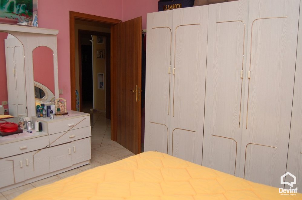 Tirane Shitje Apartament 2+1+A Prane ish Stacionit te fundit te Tiranes se Re apartament